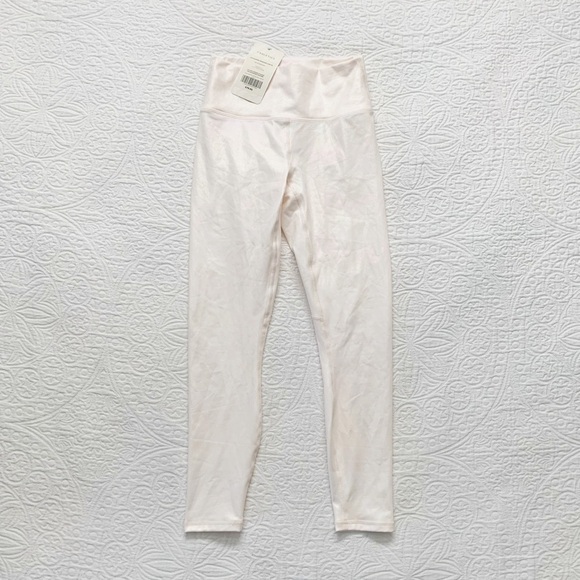 Fabletics PureLuxe High-Waisted Iridescent 7/8 Legging, Pearlescent Ivory - Picture 3 of 6